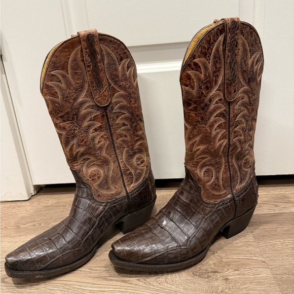 Cavender’s Women’s Brown Leather Cowboy Boots - Picture 1 of 5